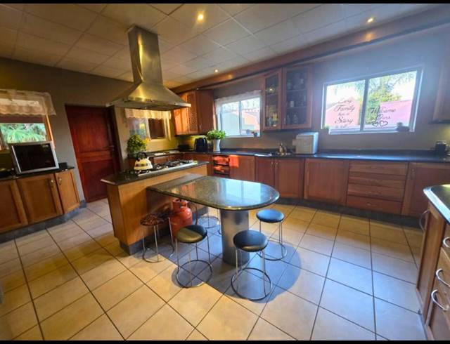 4 BEDROOM HOUSE FOR SALE IN BLUE GILL